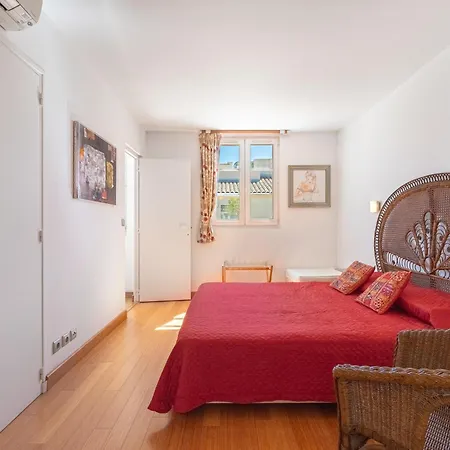 Boulevard Louis Blanc-2 By Interhome Lejlighed *