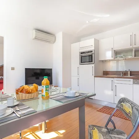 Апартаменти Boulevard Louis Blanc-2 By Interhome *